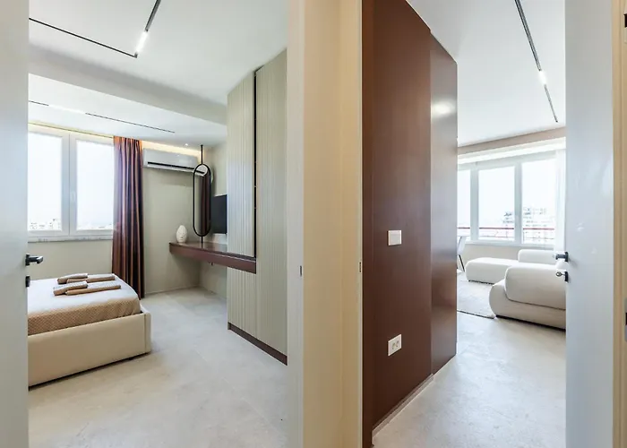 Marina Luxury Jacuzzi By Ps Appartamento *