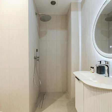 Marina Jacuzzi By Premium Selection *