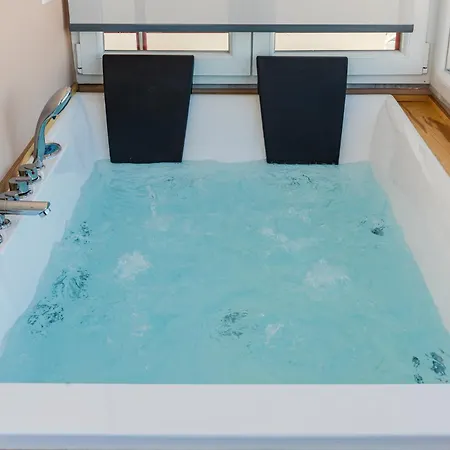 Marina Luxury Jacuzzi By Ps * Durrës